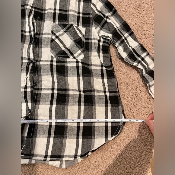 Women's TIME TRU black &white plaid flannel long sleeve shirt - Picture 5 of 10